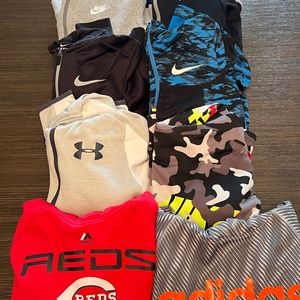 Boys hoodie youth medium